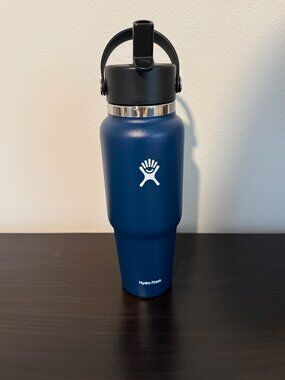 Hydro Flask 32 oz Travel Bottle with Flex Straw Cap